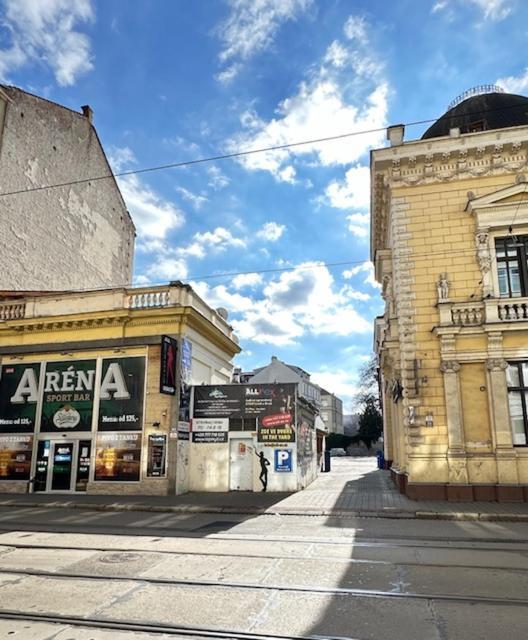 Palac Anezka D1 Brno Exterior foto